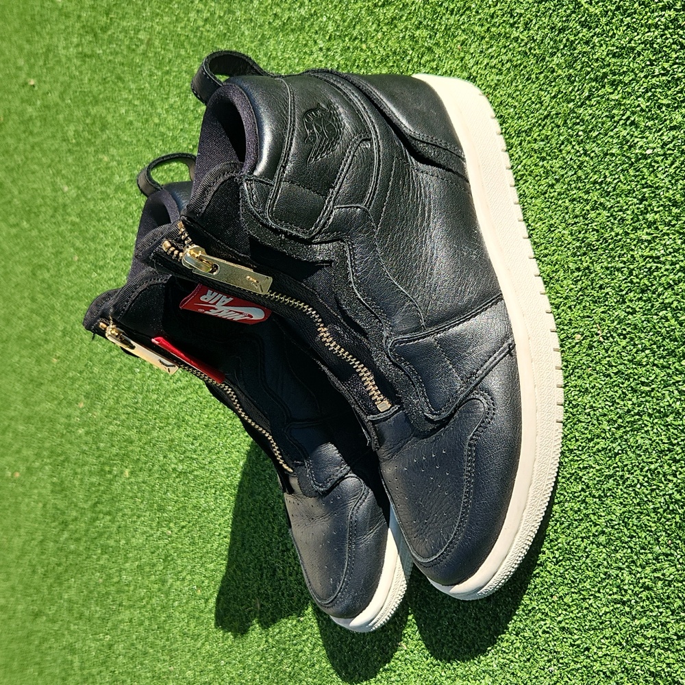 Nike Air Jordan 1 High Zip Women's 6 US Black Leather Gold Zipper Womens